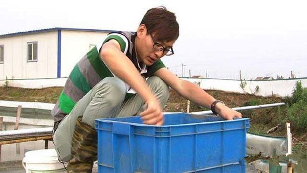 90后大學(xué)生兒子張鍵：創(chuàng)業(yè)2年賺500萬(wàn)，扛起父親車禍時(shí)留下的巨債