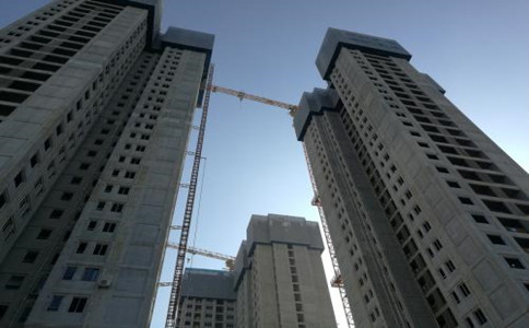 建筑施工企業(yè)辦理資質延期有哪些注意事項？提前多久申報延續(xù)？