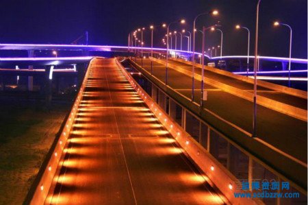 辦理城市及道路照明二級(jí)資質(zhì)升一級(jí)要準(zhǔn)備哪些人員？