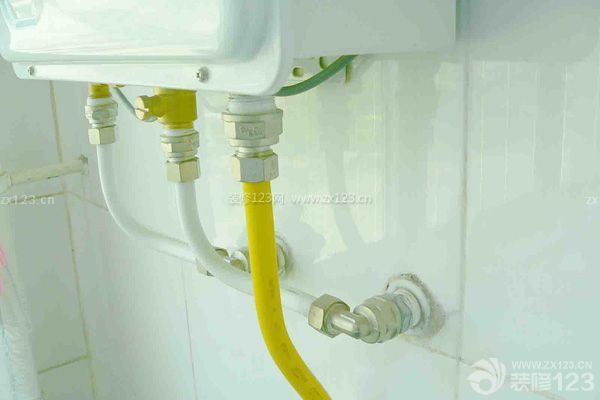 廚房裝修應(yīng)注意事項(xiàng)——專業(yè)人員改動(dòng)煤氣管道