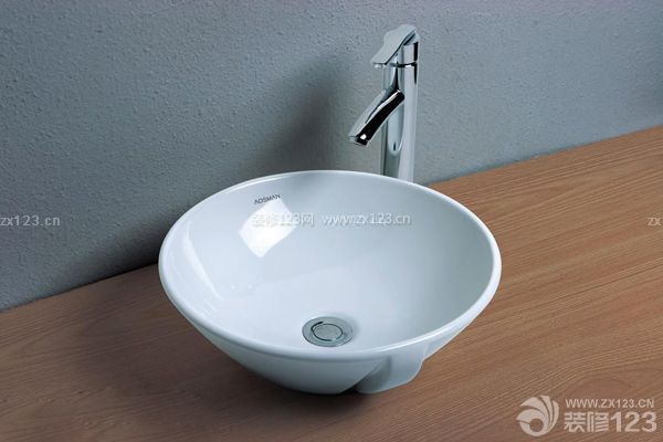 怎么樣裝修最省錢——選擇品牌潔具中的中檔產品