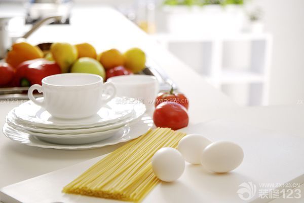 廚房裝修一般多少錢(qián)