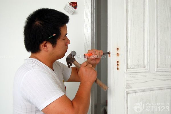 實木門安裝注意事項四、做好驗收工作