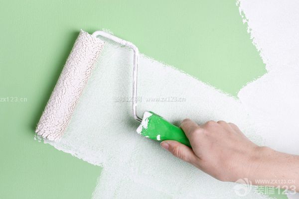 冬季裝修有什么好處——涂料粉刷效果好